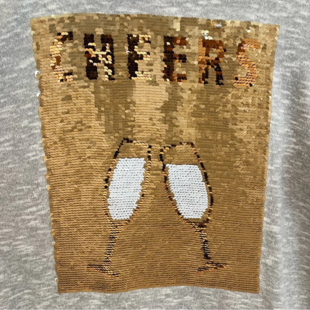 Tru Self Truself Womens M Cheers Flip Sequin Sweatshirt Top Gray New Years - Picture 4 of 7